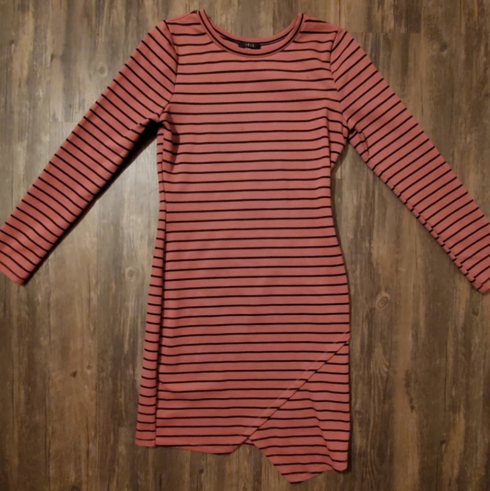 🪩 2/$15 // IRIS: Dress